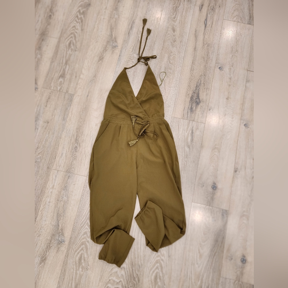 BiBi army green Halter Jumpsuit